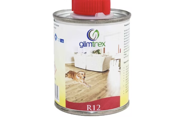 Slip-resistant oil wax additive for wooden stairs._1