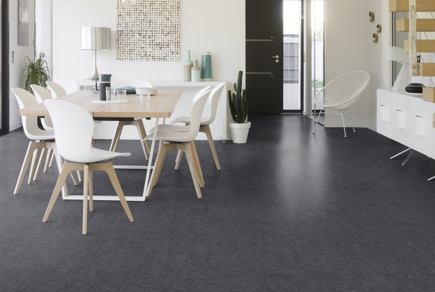 Linoleum Gerflor DLW Marmorette 2MM 0059 PLUMB GREY hall _2